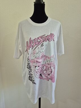 White Short-Sleeve Graphic Tee with Pink Artwork